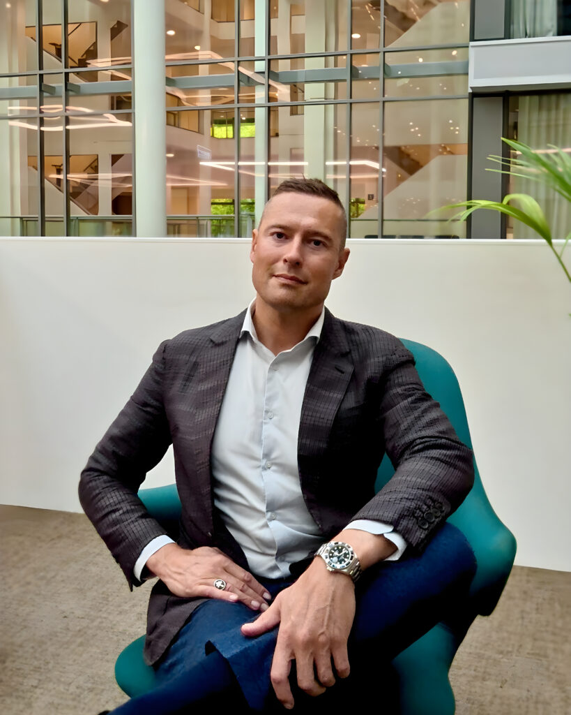 Elwin van Dulst, makelaar and founder of Canal City Realty